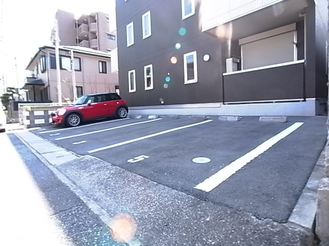 ピケルーナ西宮北口の外観