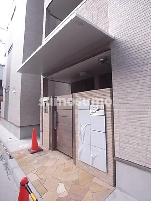 フジパレス武庫川駅東のエントランス