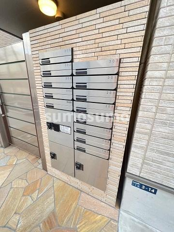 フジパレス武庫川駅東の外観|便利な宅配ボックス完備♪