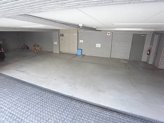 ランドール六甲の外観