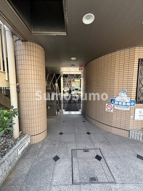 プランドールキンエー難波のエントランス