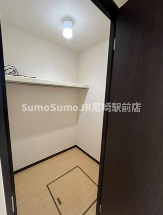 フジパレス尼崎西難波の収納