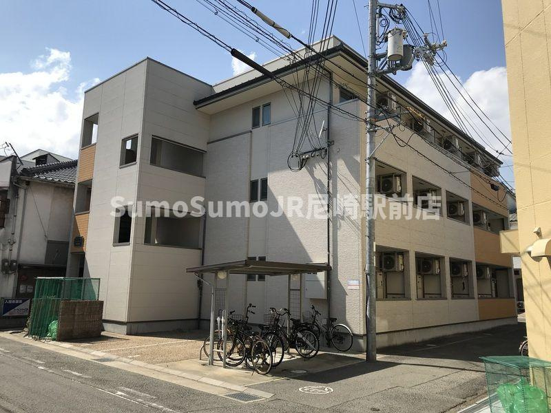 フジパレス尼崎西難波の外観|外観もきれいです
