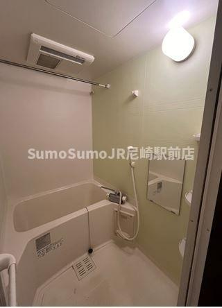フジパレス尼崎西難波の浴室