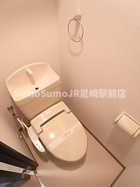 フジパレス尼崎西難波のトイレ