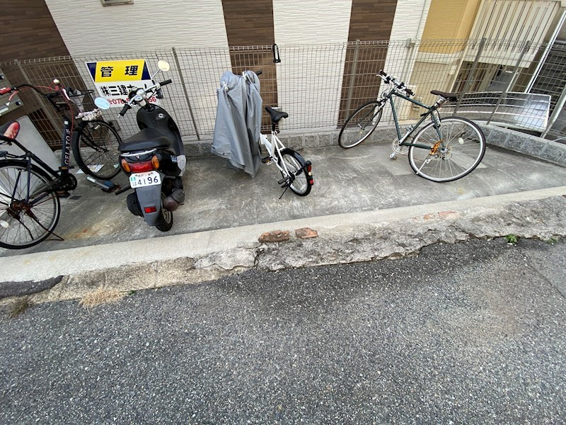 ビスポーク板宿の外観