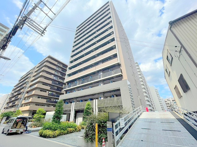 S-RESIDENCE新大阪WESTの外観