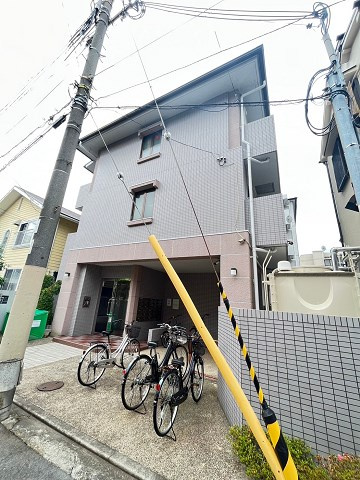 プティメゾン夙川江上町の外観