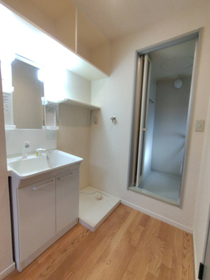 【洗面所】 | サウスヒルⅡ | 同じ間取りの別の部屋の写真です。