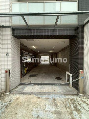 プライムアーバン堺筋本町の駐車場|カースペースがあります