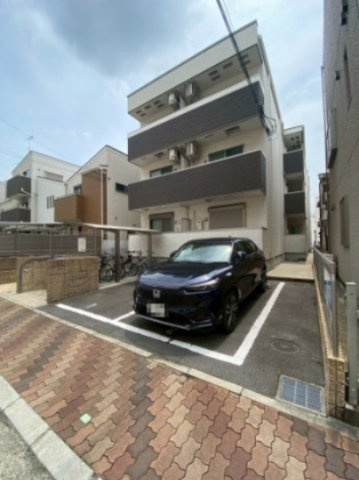 フジパレス小河通Ⅲ番館の駐車場