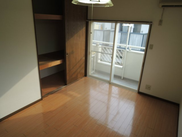 リバブル静山Ⅰの寝室