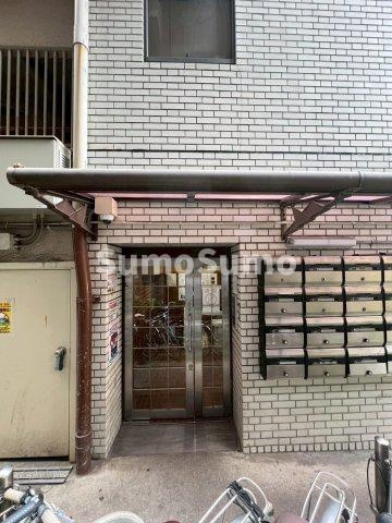 ラパンジール日本橋のエントランス
