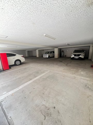 ライオンズマンション王子公園東の駐車場