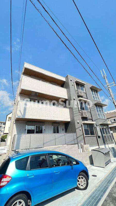 ラポール岡本の外観