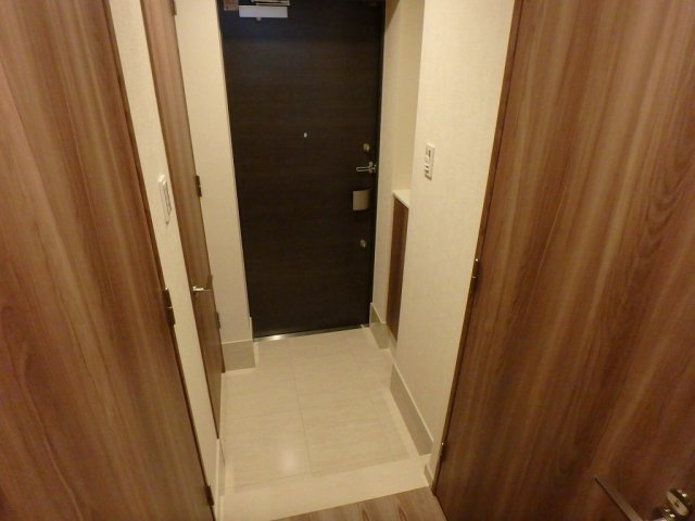 アトラスリベルタ文京湯島の玄関