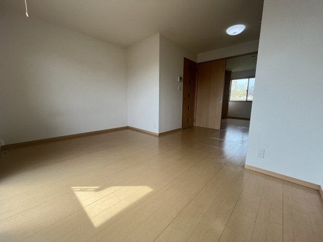 アイリスガーデン菰池 C棟の内装