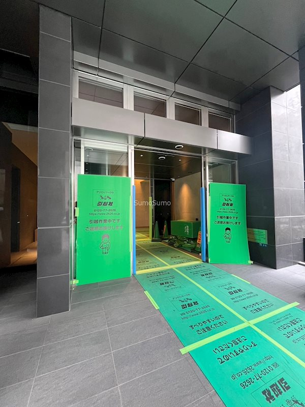 ブランズタワー谷町四丁目のエントランス|落ち着いたエントランスです