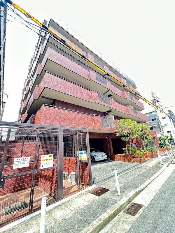 ライオンズマンション三宮東の外観