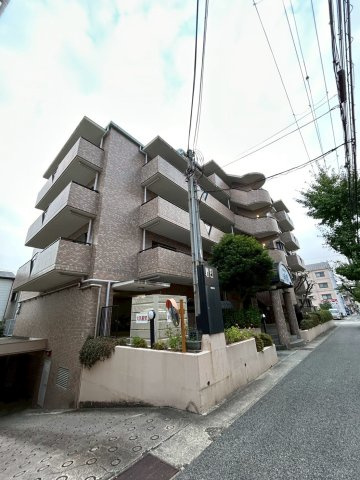 ラポール須磨の外観