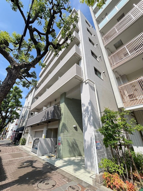ランド・アート西宮の外観
