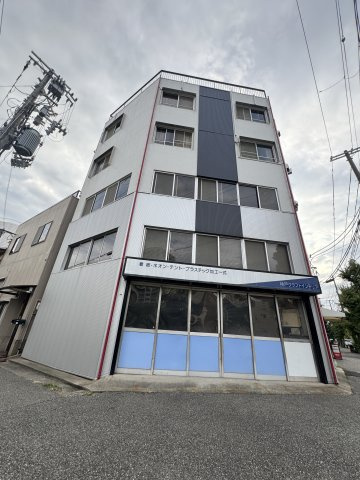 プラザ・杉原の外観
