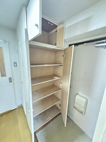 ライオンズマンション下山手第二の収納