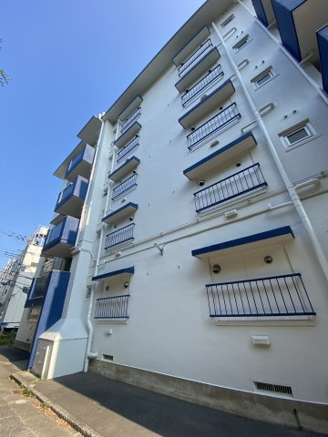 リーガルハウス板宿の外観|落ち着いた雰囲気の外観です