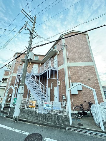 尼崎市塚口本町３丁目のアパート
