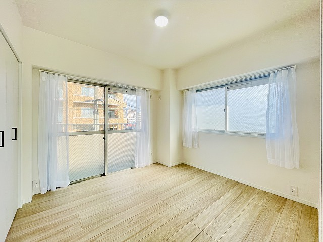 【洋室】 | ライオンズマンション野間