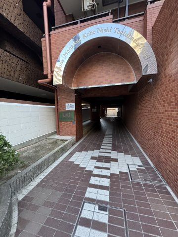 ライオンズマンション神戸西橘通のエントランス