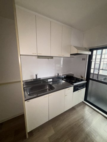 ライオンズマンション神戸のキッチン
