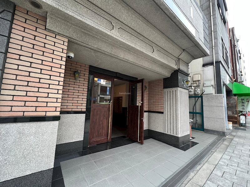 ライオンズマンション松屋町のエントランス|ゆとりのあるエントランスです
