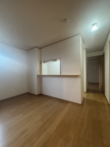 ラッフィナート・カーサ壱番館の居間・リビング