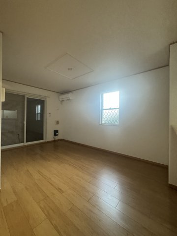ラッフィナート・カーサ壱番館の居間・リビング