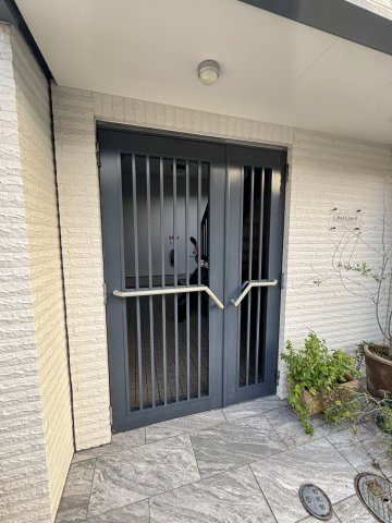 ラフィーナエムのエントランス