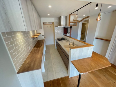 【キッチン】 | 南篠崎スカイハイツＢ棟 | タイルがおしゃれなキッチンです。