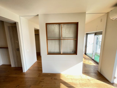 【内装】 | 南篠崎スカイハイツＢ棟 | 扉はハイドアの為、開けると開放感がございます。