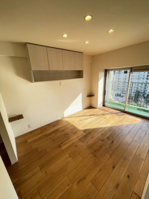 【洋室】 | 南篠崎スカイハイツＢ棟 | 洋室5.9帖　こちらも南向きで日当たり良好です。