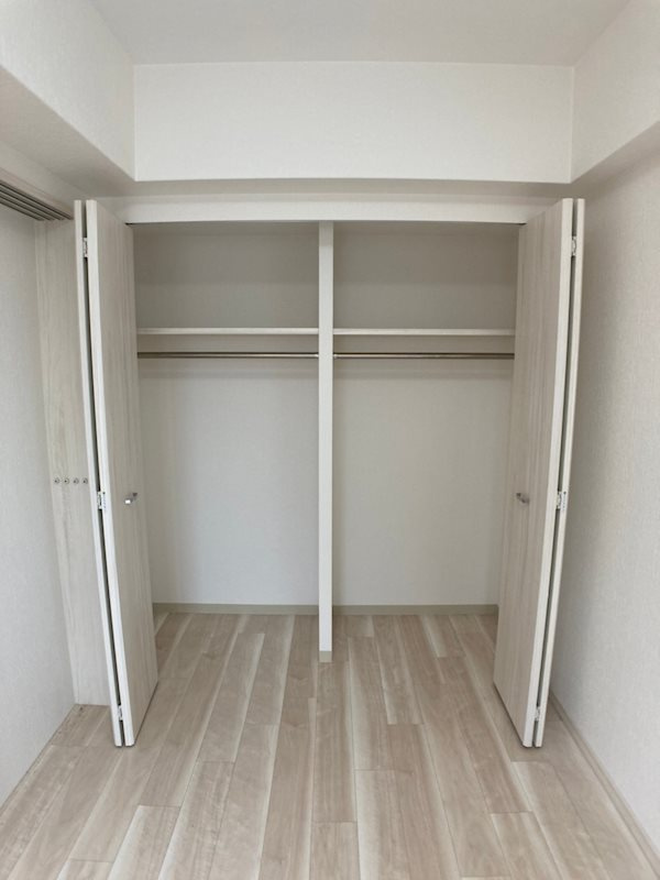 ラクラス本町東の収納
