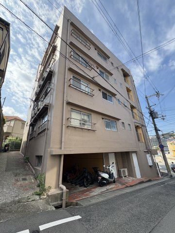 ラムール長田の外観