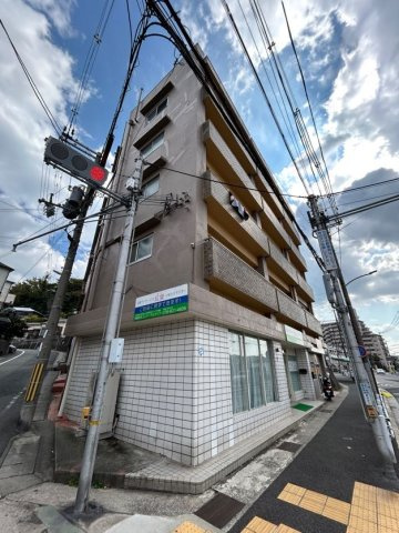 ラムール長田の外観