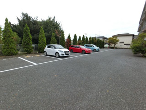 【駐車場】