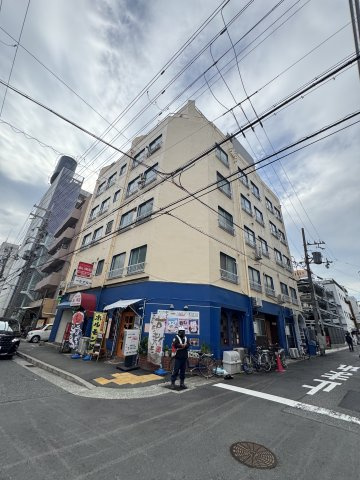 リーガルハウス西多聞の外観