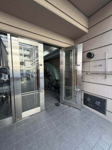 ラルゴTNのエントランス
