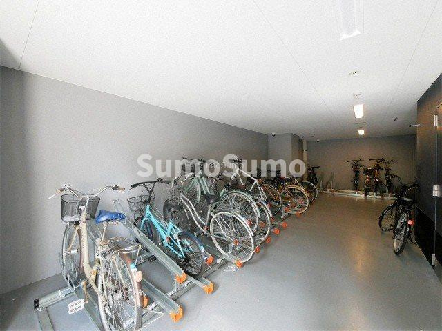 プレサンス大国町アドロッソの外観