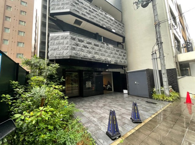 プレサンス北浜オリジンのエントランス