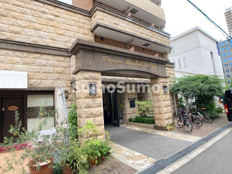 プレサンス心斎橋ザ・スタイルのエントランス|ゆとりのあるエントランスです