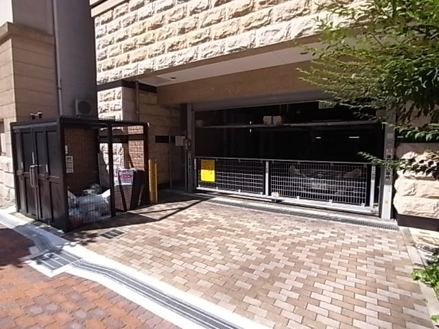 プレサンス神戸みなと元町の外観