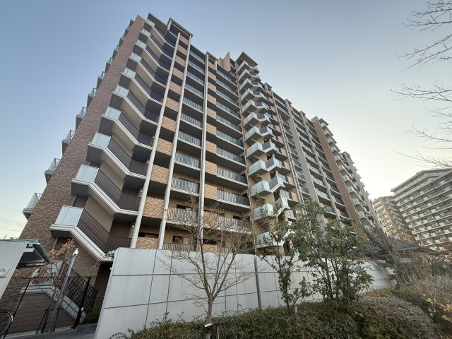 六甲アイランドシティW7レジデンス9番館の外観